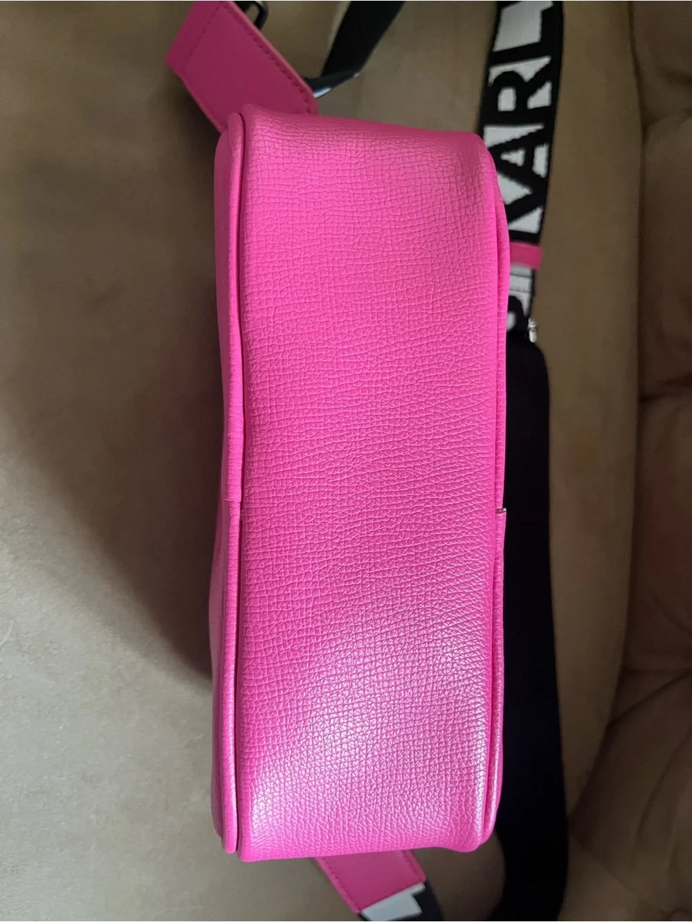 Karl Lagerfeld Vibrant Pink Pebble Crossbody Bag with Branded Strap